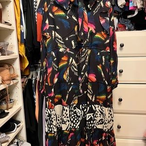 Never worn Farm Rio Macaw dress -size Large